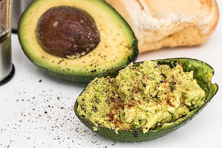 healthy and unhealthy fats avocado