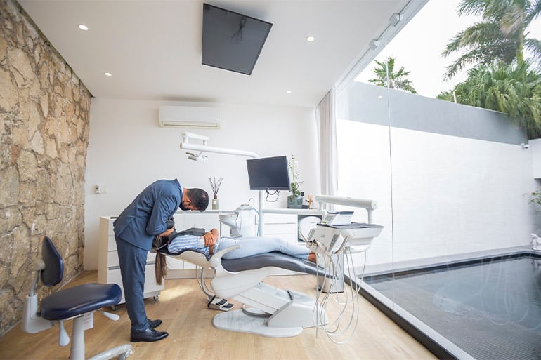 3 reasons why you need affordable dental insurance for seniors