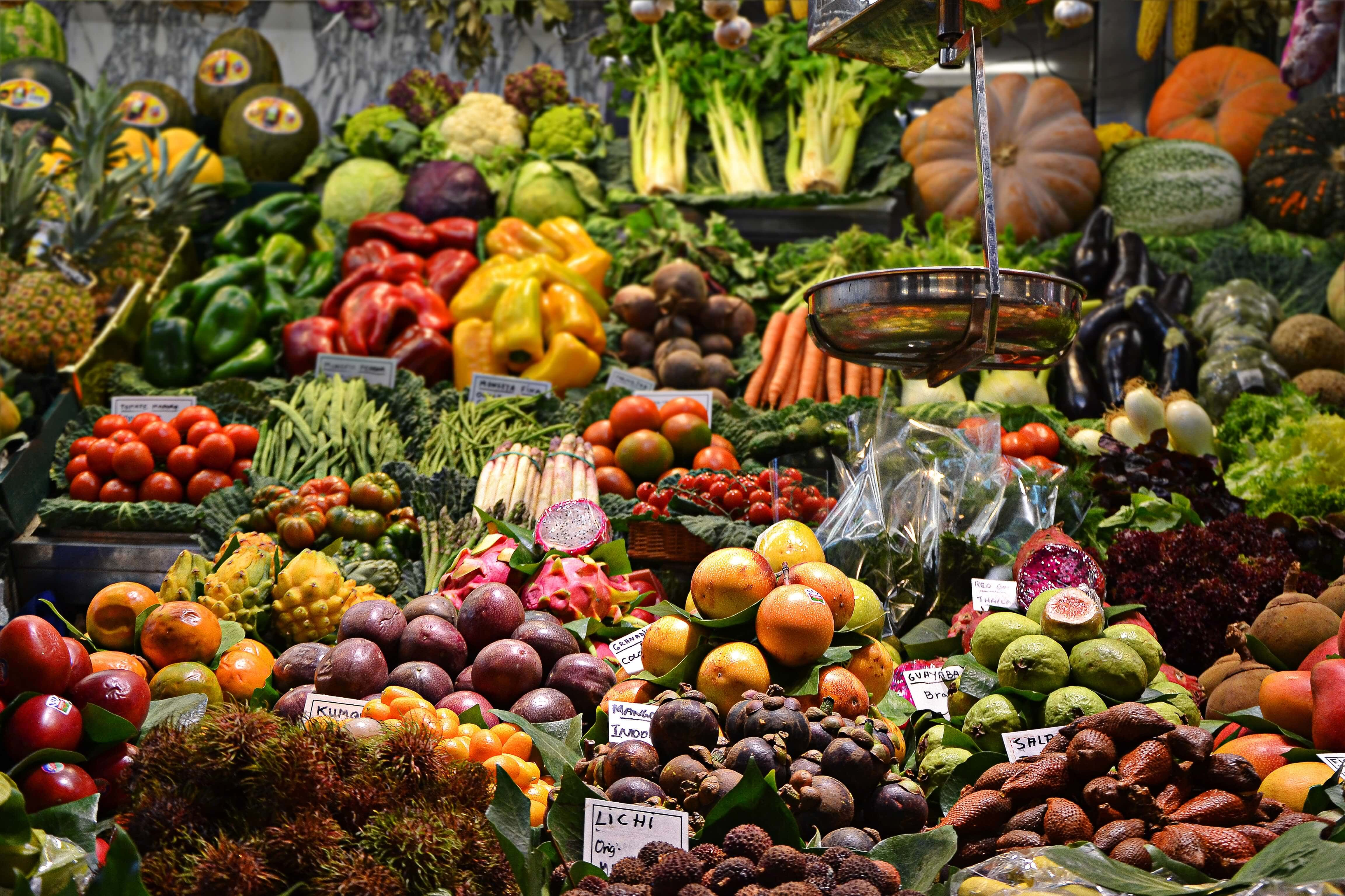 living in spain as an american expat means good quality fruit