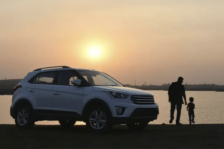 family considering car insurance quotes in spain