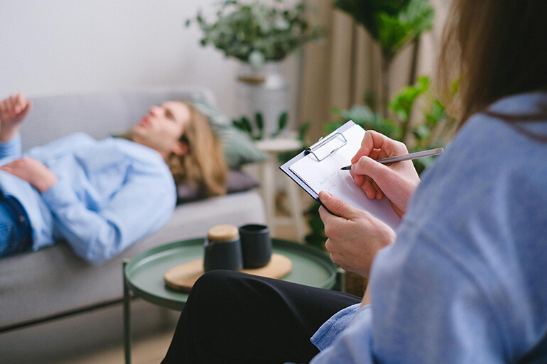therapy session to treat psychology and health