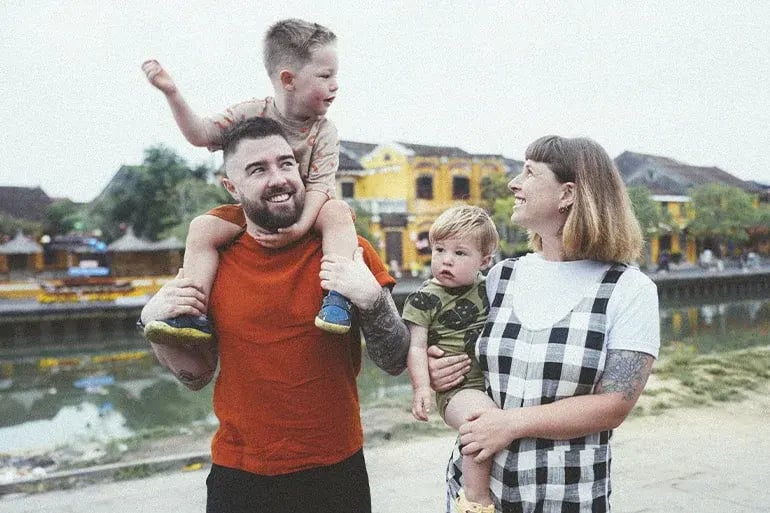 A family enjoying their vacation after checking the medical insurance price.