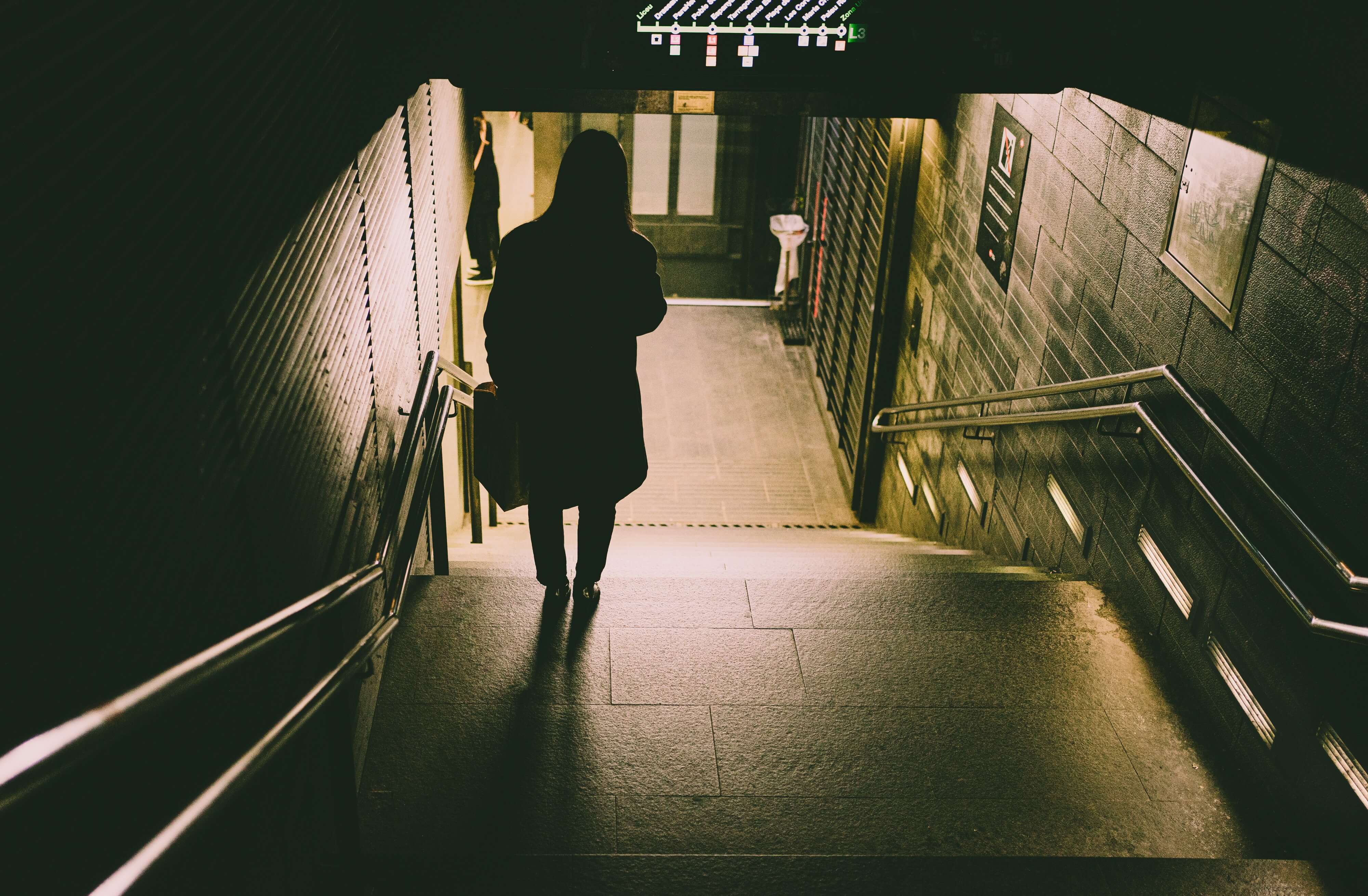 barcelona metro prices and timetables