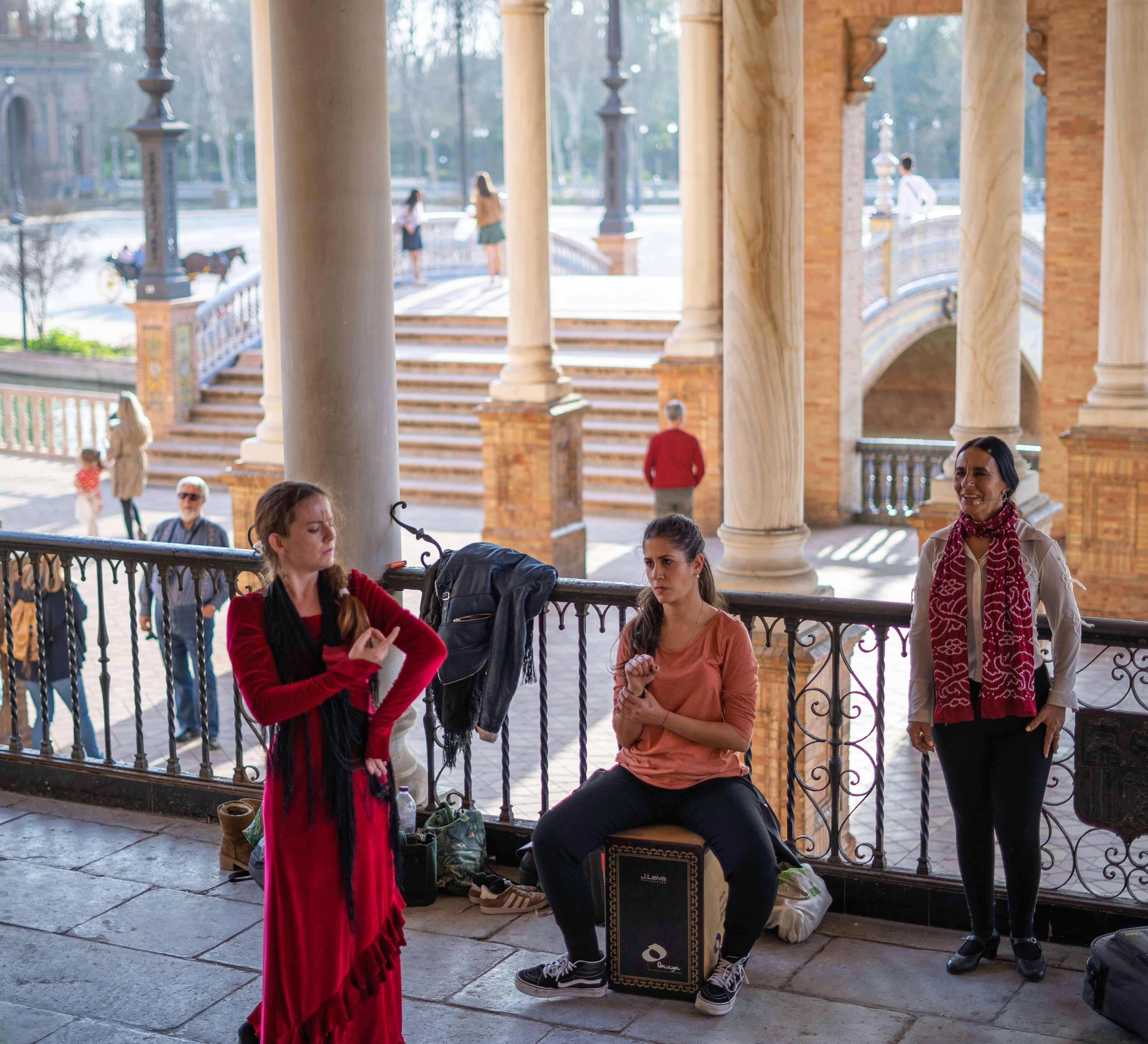 flamenco shows are a free thing to do in seville