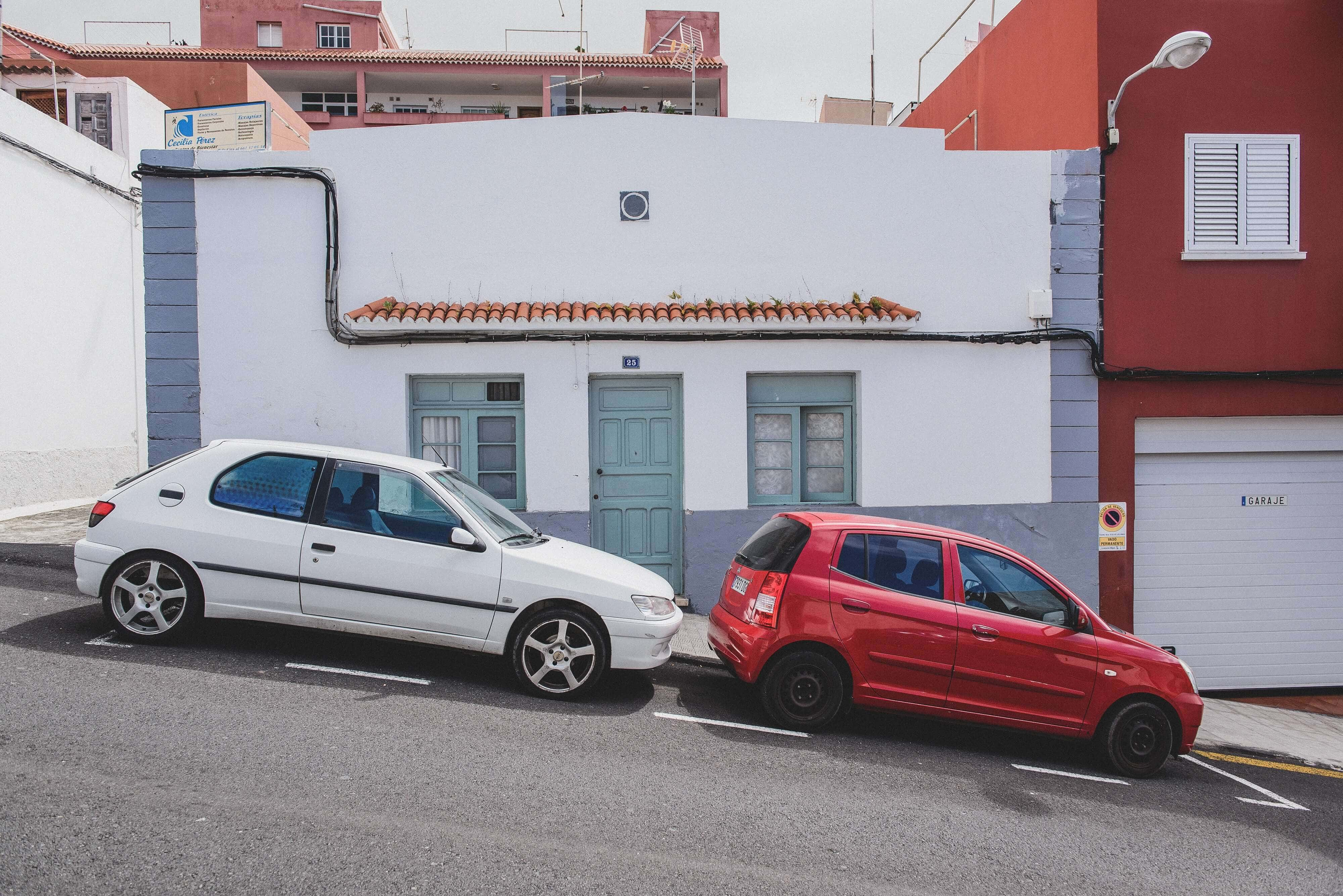 street parking for cars in spain