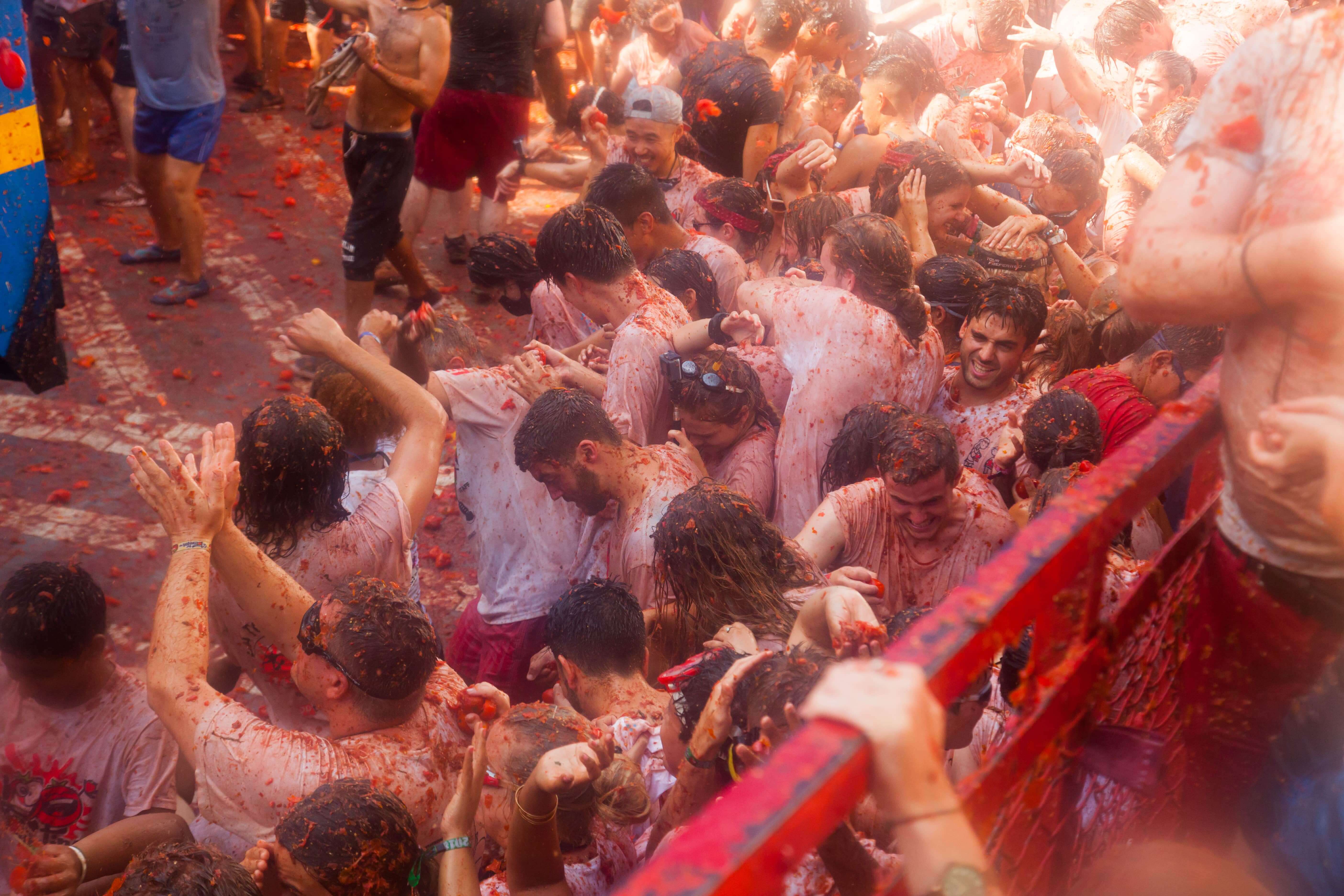 la tomatina valencia spain festival
