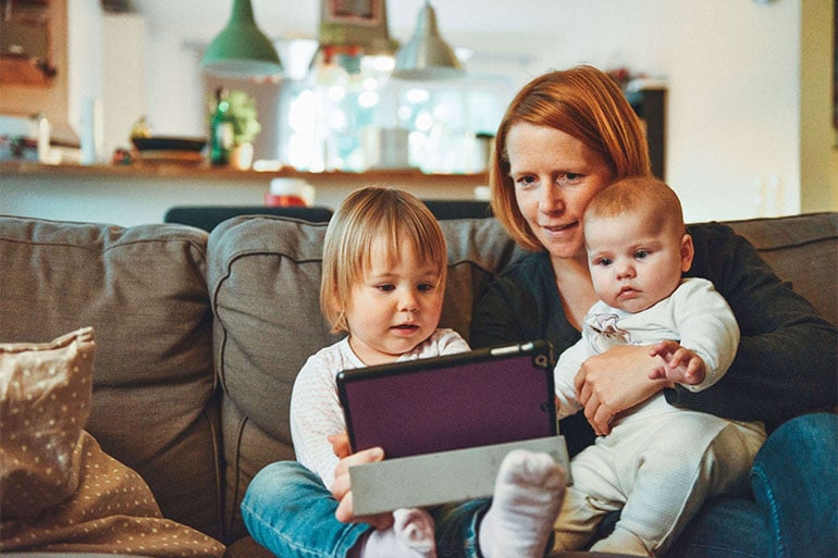  skyping with family abroad to avoid homesickness in spain