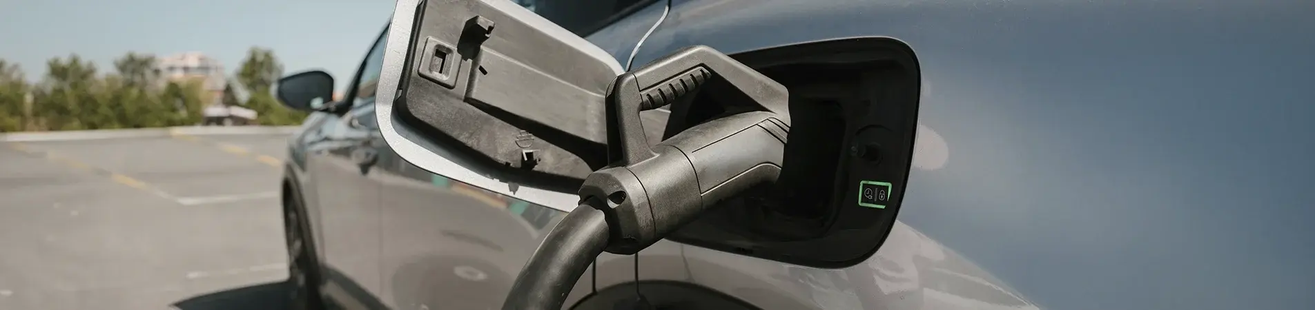 Electric car maintenance costs vs. gas