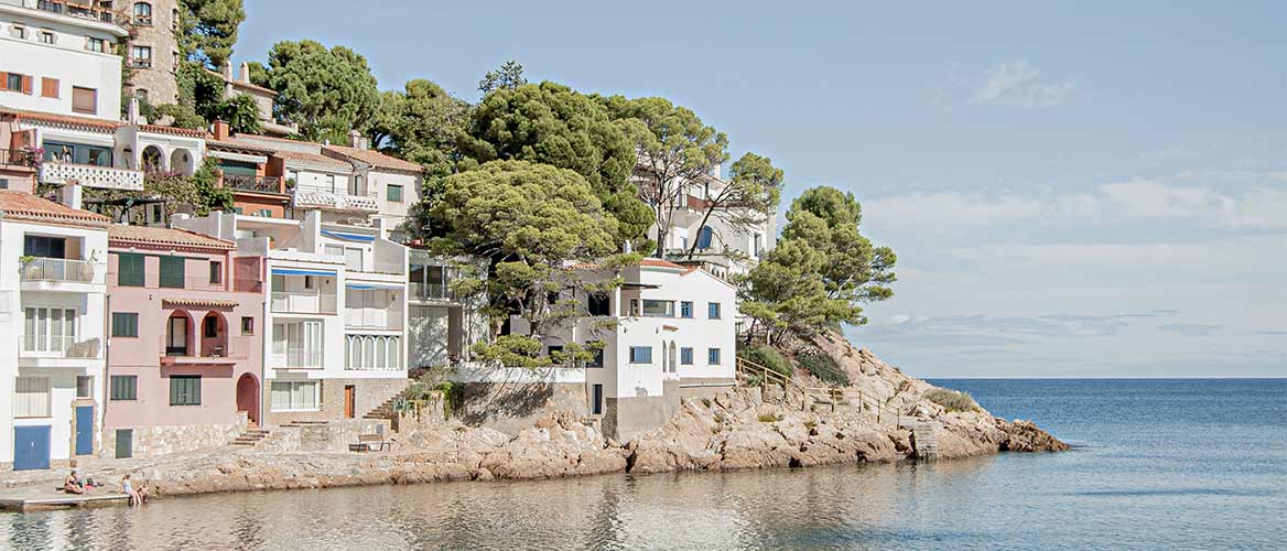 How much deposit is required to buy a house in Spain?