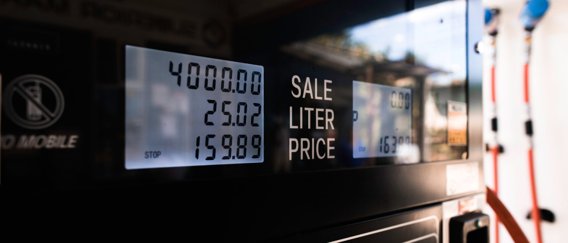 filling up with petrol prices in Spain