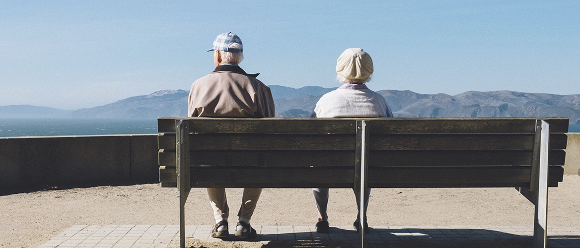 elderly people of retirement age in Spain